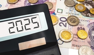 Seniorzy zyskają 3769 zł w 2025 r. Oto nowe kwoty trzynastek i czternastek