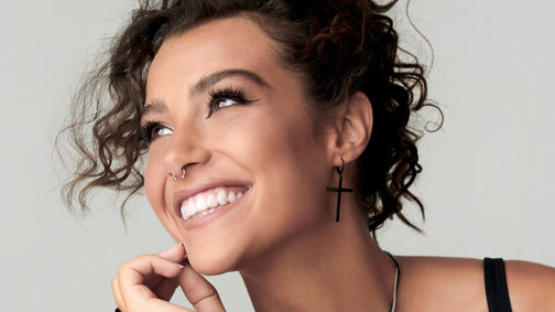 Tóth Andi elhagyta az országot, varázslatos helyre utazott