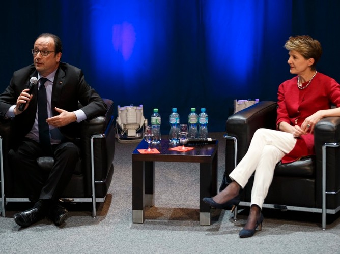 Simonetta Sommaruga i Francois Hollande