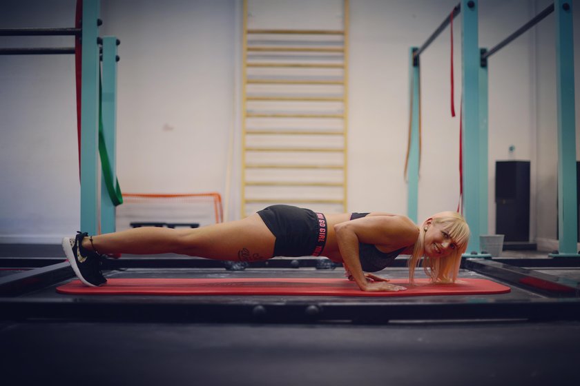 Karla jest mistrzynią Polski w Street Workout.