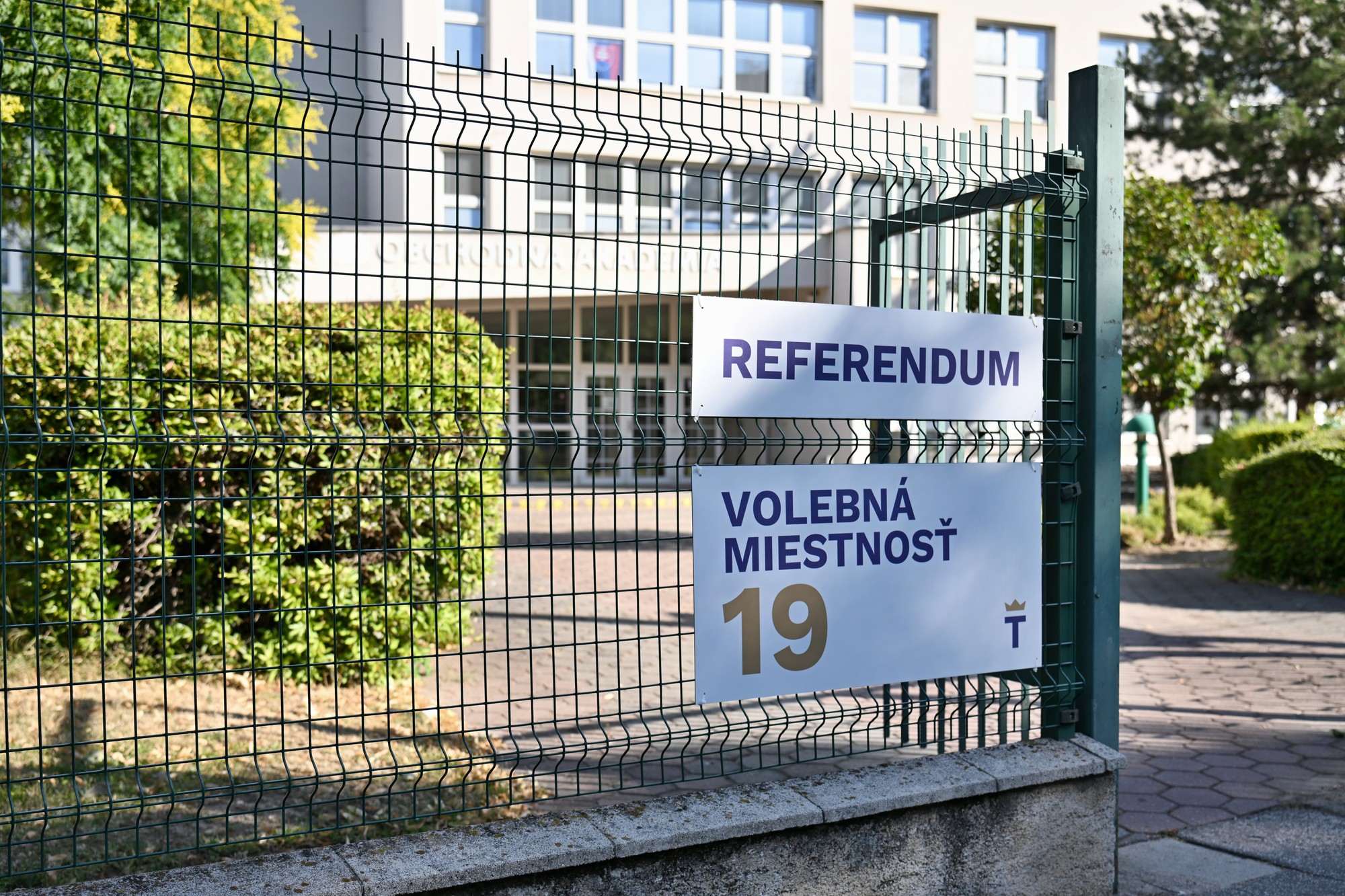 Na Slovensku sa 4. júla 2026 uskutočnilo v poradí desiate referendum v histórii.