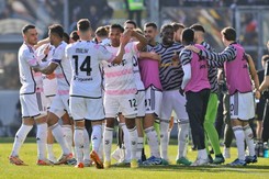 Błąd Szczęsnego, Milik dostał świąteczny prezent od trenera [WIDEO]