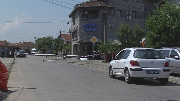 Ubistvo ispred hotela 