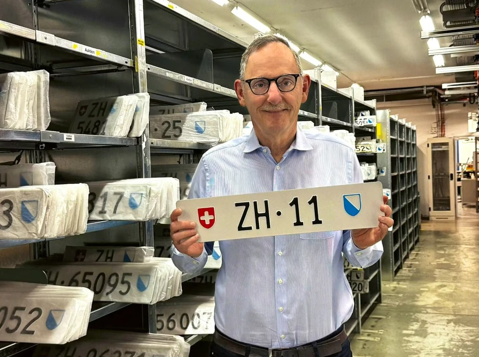 Tablica koja se prodaje na aukciji