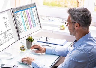 Czy do korzystania z KSeF wystarczy NIP? Nowe wyjaśnienia Ministerstwa Finansów z września 2025 r