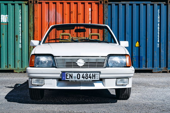 Opel Ascona - szlachetne cabrio