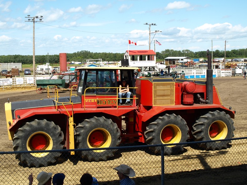 Versatile 1080 "Big Roy"