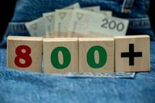 Koniec z 800 plus? Rzecznik rządu komentuje nową propozycję