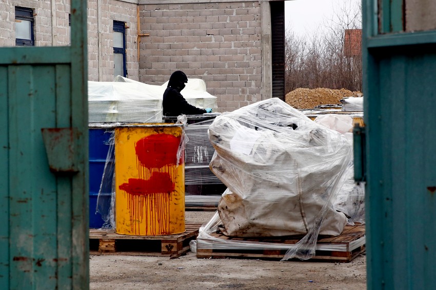 Sumnjiv i posao trajnog izmeštanja opasnog otpada vredan 300 miliona dinara