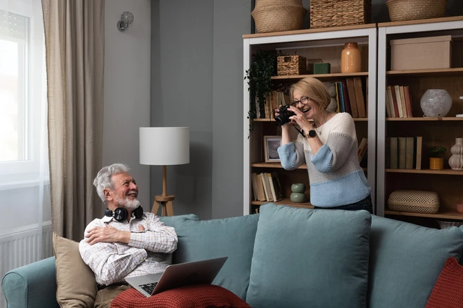 Pitanje pomaže o mlađim i starijim parovima