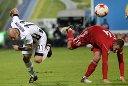 Ekstraklasa: Angulo znów trafił. Górnik liderem po wygranej z Sandecją