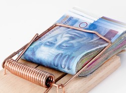 Rzecznik Finansowy: frankowicze powinni poczekać na propozycje banków w sprawie ugód