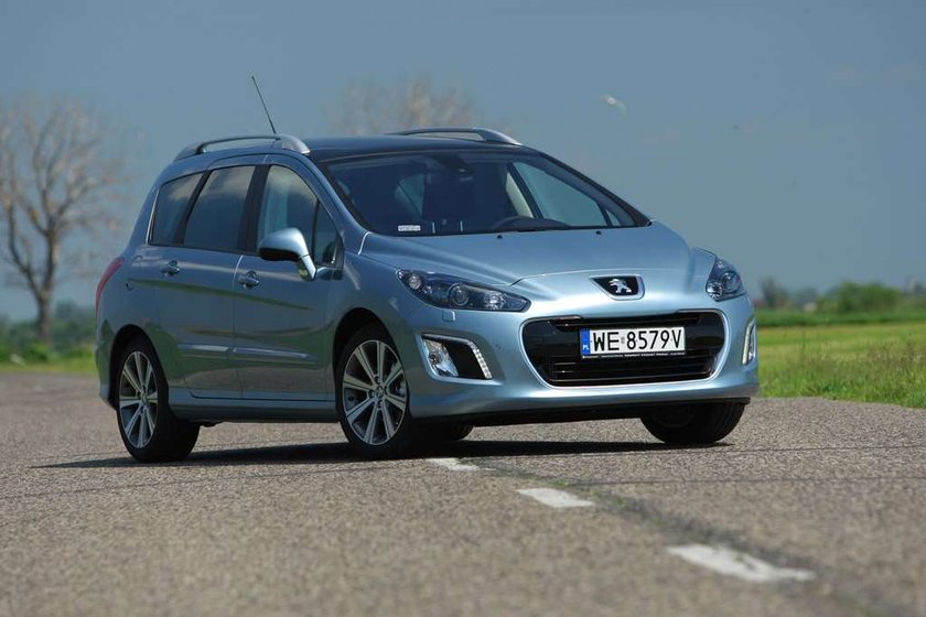 Peugeot 308 SW kontra Hyundai i30 CW i Ford Focus Kombi