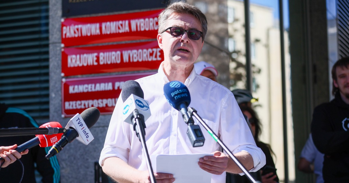 Władimira Putina nazywa "ostoją normalności". Kim jest Maciej Maciak