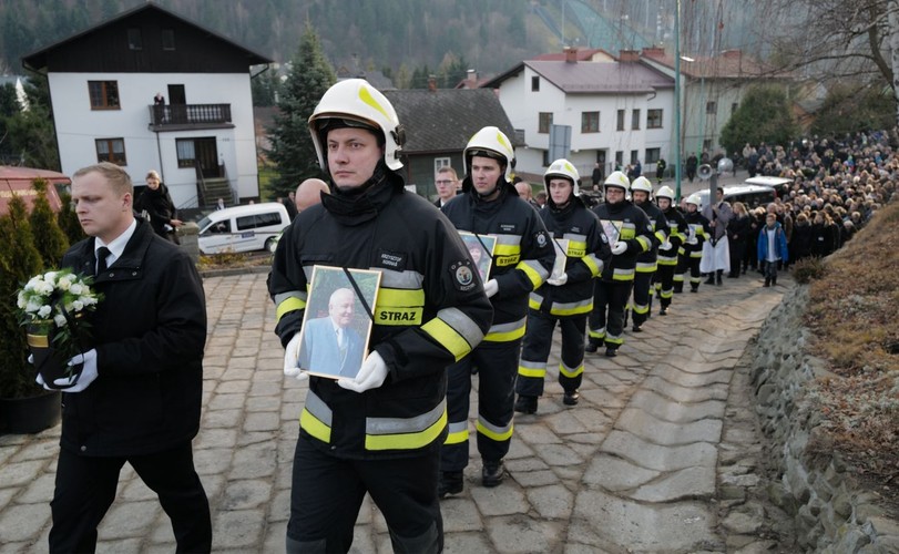 Pogrzeb 8-osobowej rodziny