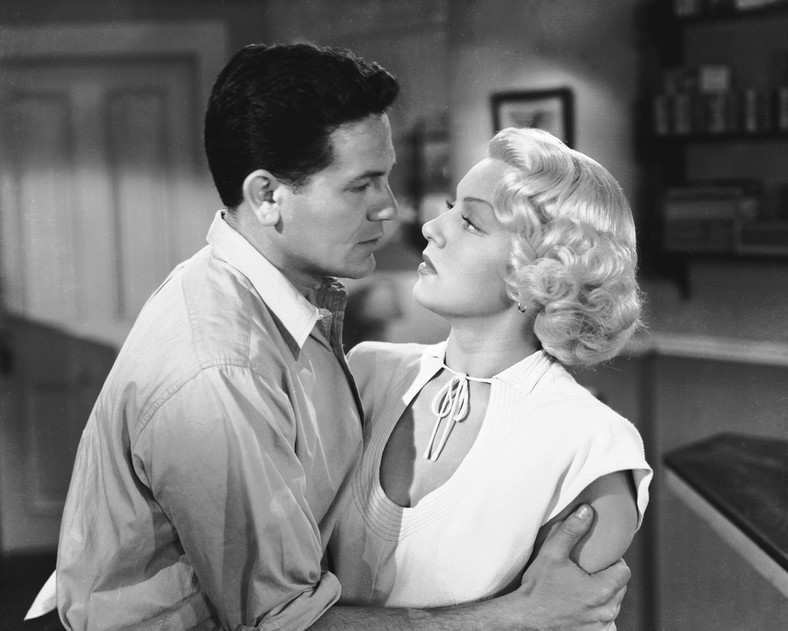 Lana Turner i John Garfield w filmie "Listonosz zawsze dzwoni dwa razy"