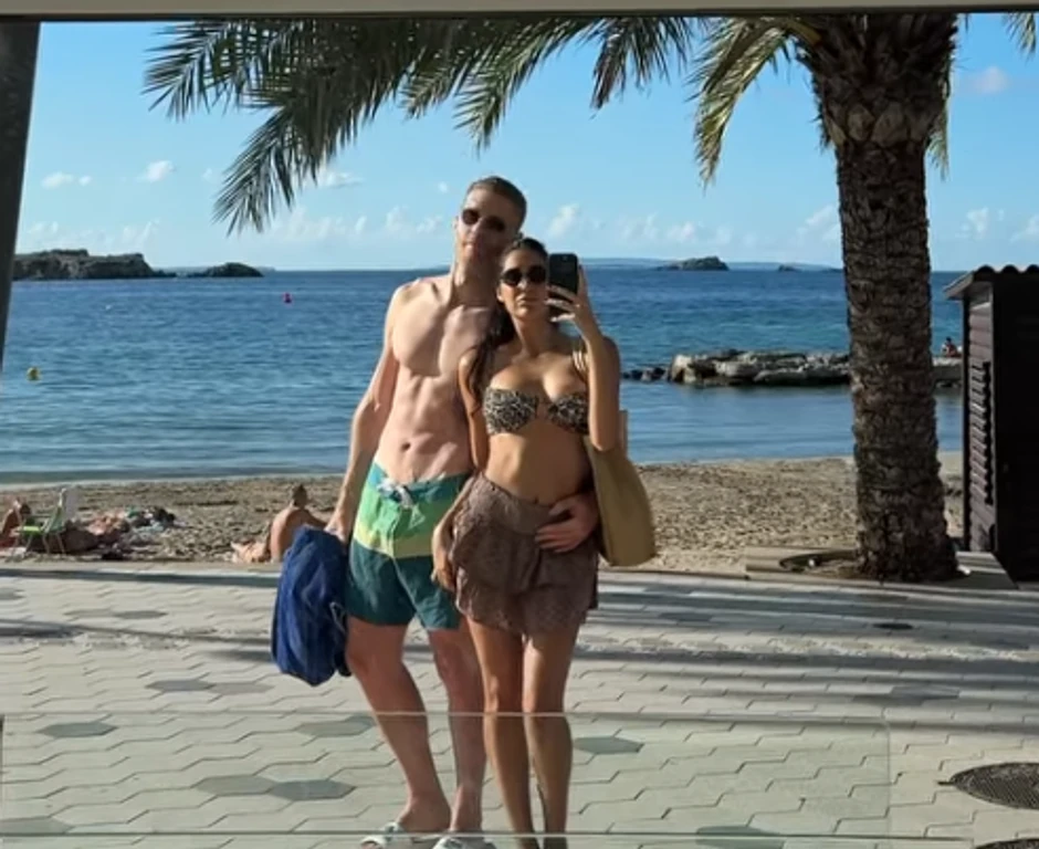 Aleksandar Radojičić sa devojkom