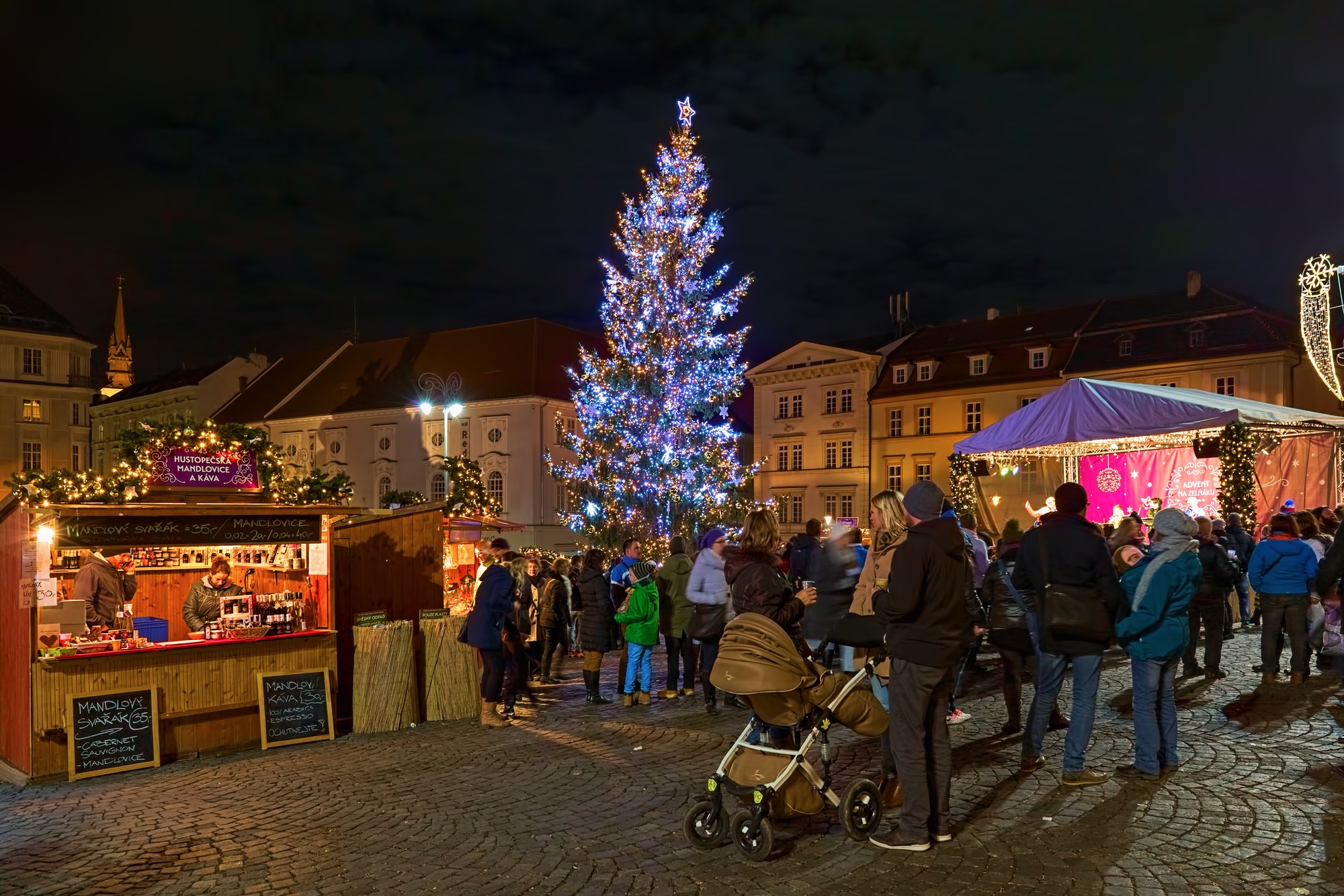 Vianočné trhy v Brne. (ilustračné foto)