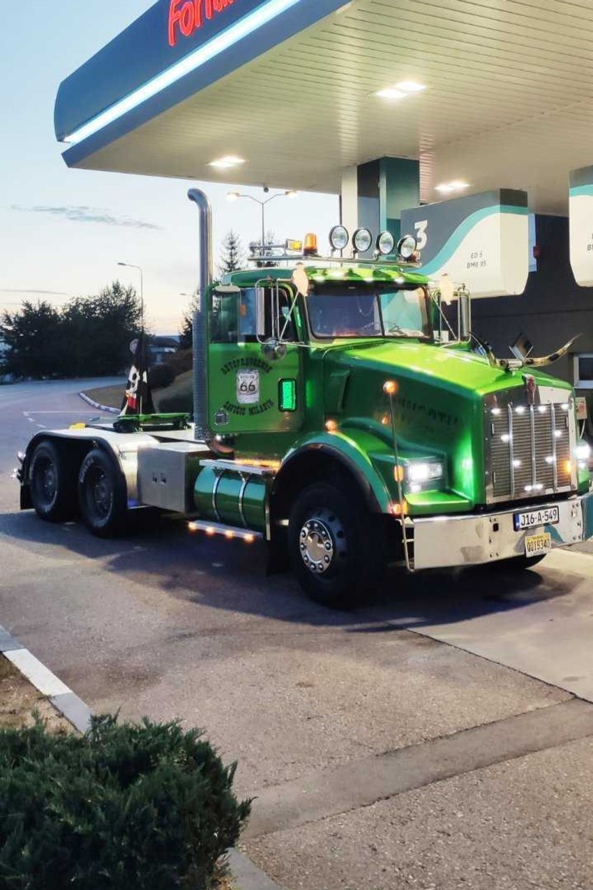 kamion-kenvort-foto-ustupljena-fotografija