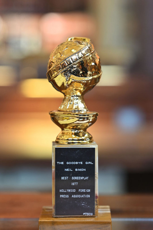 Złoty Glob dla Neila Simona za scenariusz do filmu "Dziewczyna na pożegnanie" z 1977 r.