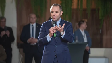 Karol Nawrocki jest mańkutem. Prezydent elekt bije mocno z miejsca