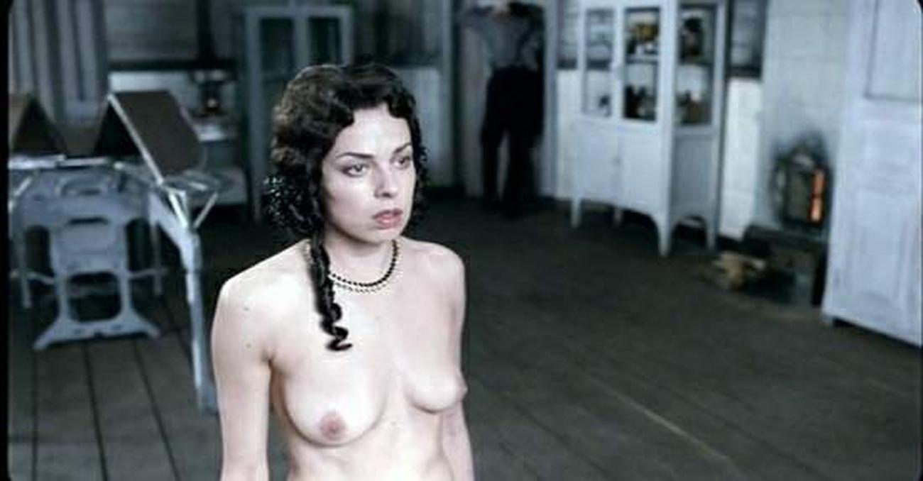 отрывки из фильмов с голыми актрисами фото 99