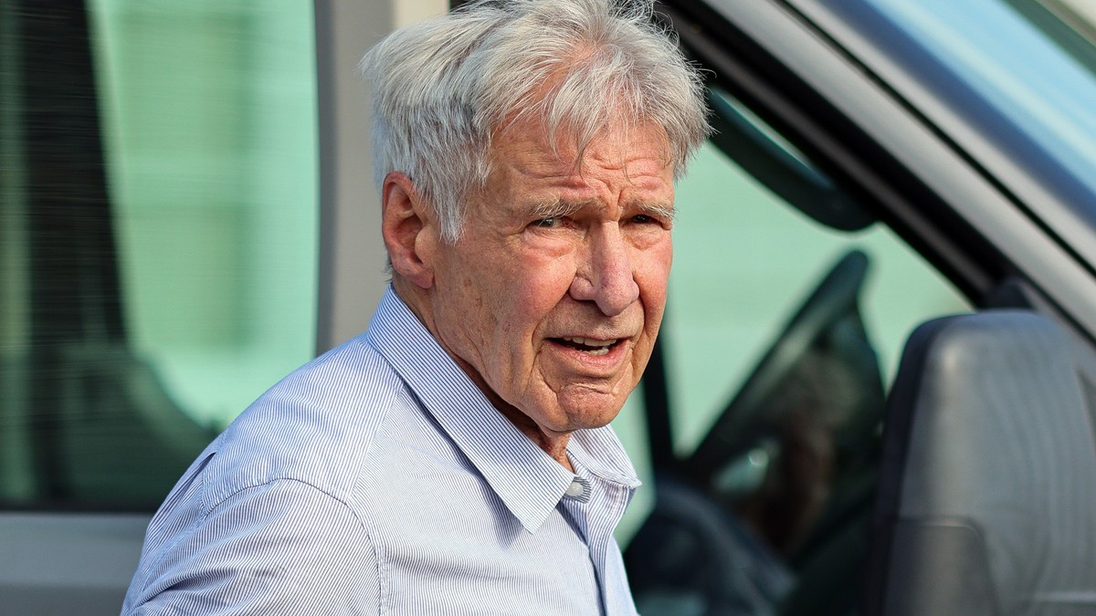 Mi történt? Harrison Ford óriási tömeg és kamerák előtt sírta el magát – Videón a szívszorító jelenet