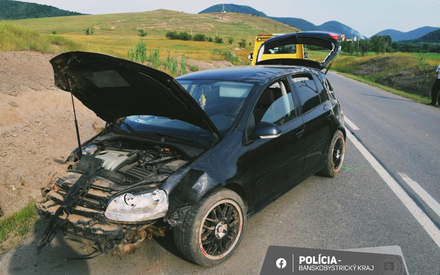 Opitý muž spôsobil pri Jelšave nehodu.