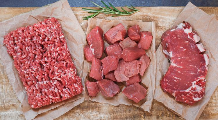 A vörös húsok növelhetik a vastagbélrák kialakulásának kockázatát Fotó: Getty Images