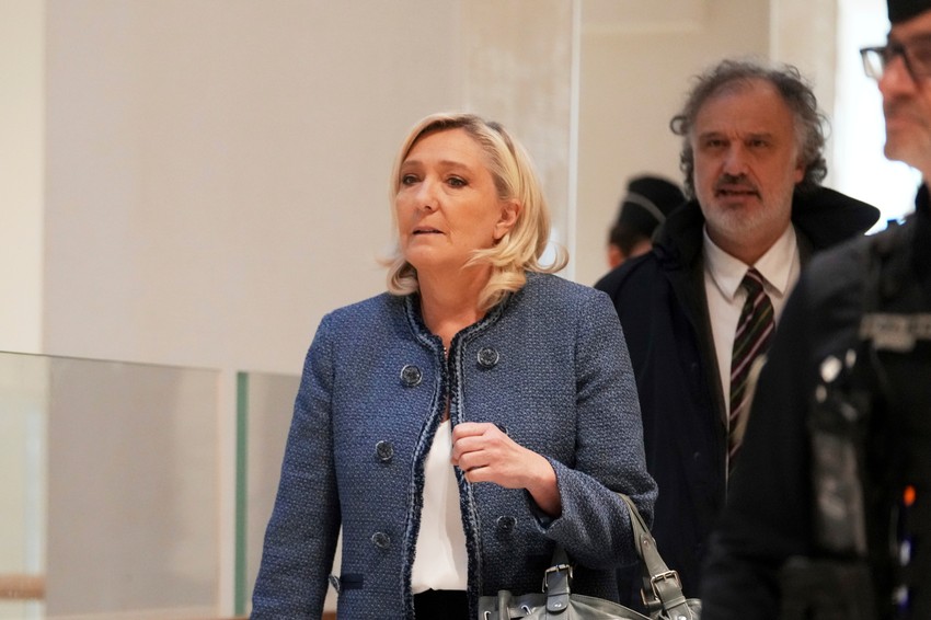 Marin Le Pen na sudu u Parizu