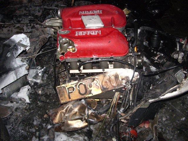 Silnik z rozbitego samochodu