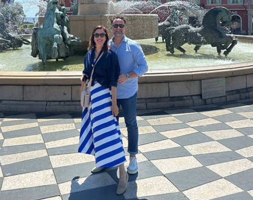 Adriana Čortan sa mužem u Francuskoj