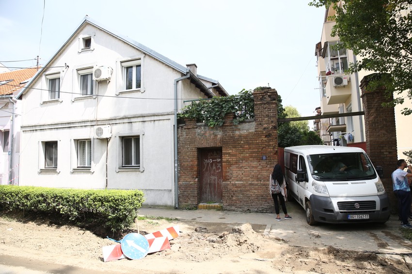 Ulica potpuno raskopana