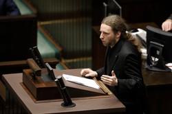 Sośnierz: Koniec z pajacowaniem, dość tych masek i ograniczeń [WIDEO]