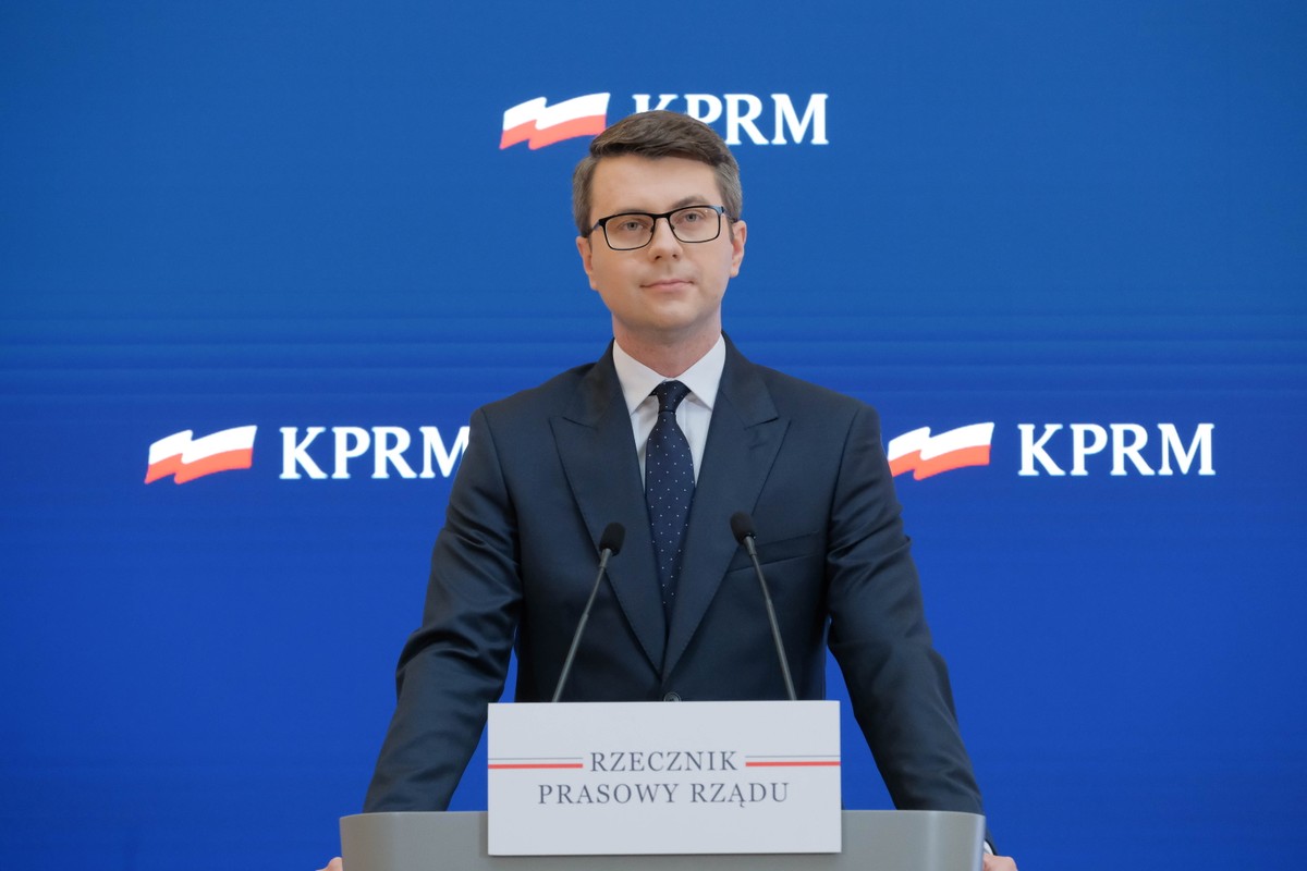 Rzecznik rządu Piotr Mueller