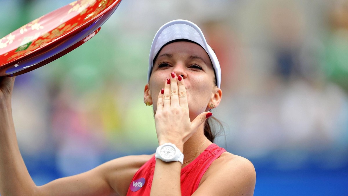 To miał być tekst o obgryzaniu paznokci i nerwowym liczeniu punktów potrzebnych do zakwalifikowania się do WTA Finals w Singapurze. Agnieszka Radwańska napisała go jednak po swojemu.