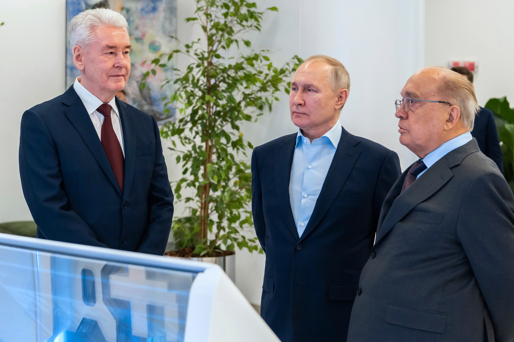 Ruský prezident Vladimir Putin navštívil Lomonosovovo výskumné centrum Moskovskej štátnej univerzity.