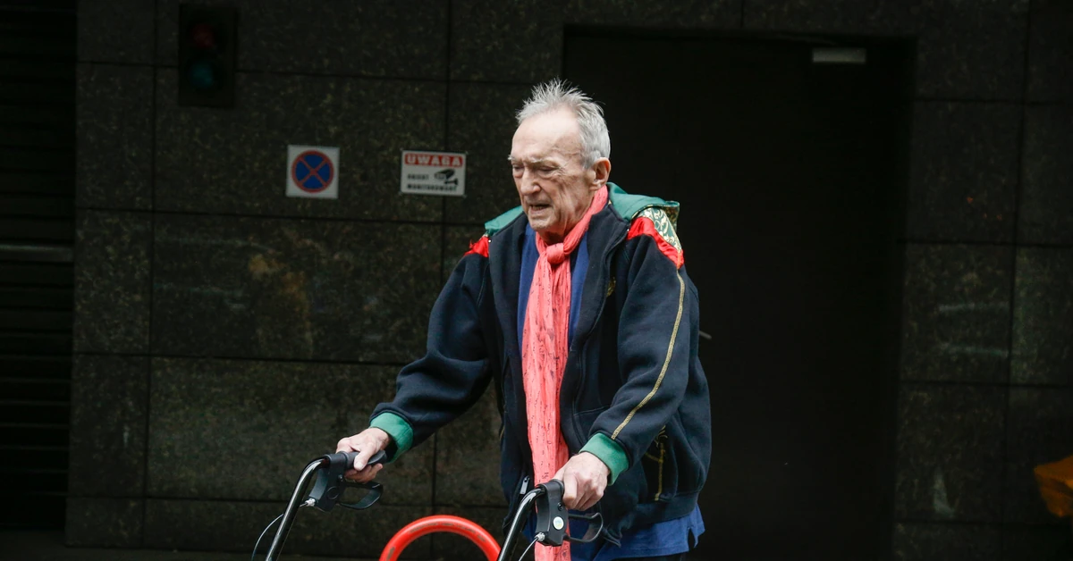 Zbigniew Hołdys o Michale Urbaniaku. "Porusza się z chodzikiem i nie wymięka"