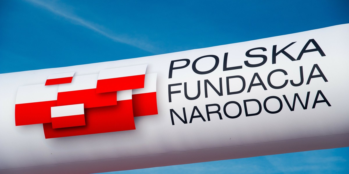 Polska Fundacja Narodowa z gigantycznymi pieniędzmi.