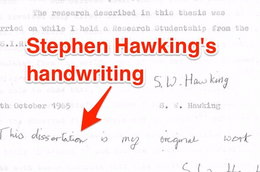 Praca doktorska Stephena Hawkinga trafiła po raz pierwszy do sieci. Każdy może ją przeczytać