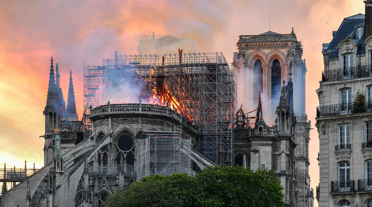 Amatőr felvételeket keresnek a Notre-Dame-ot sújtó tűzvészről /Fotó: Northfoto