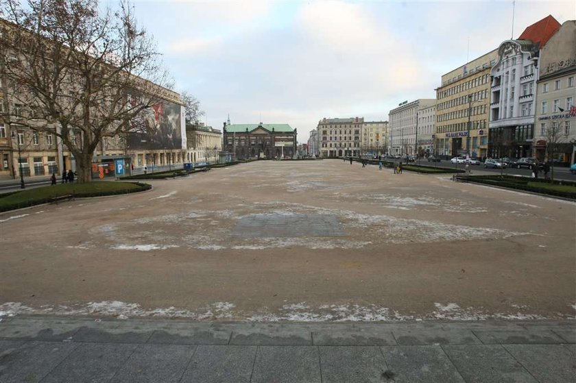 Poznań. Plac Wolności wypięknieje