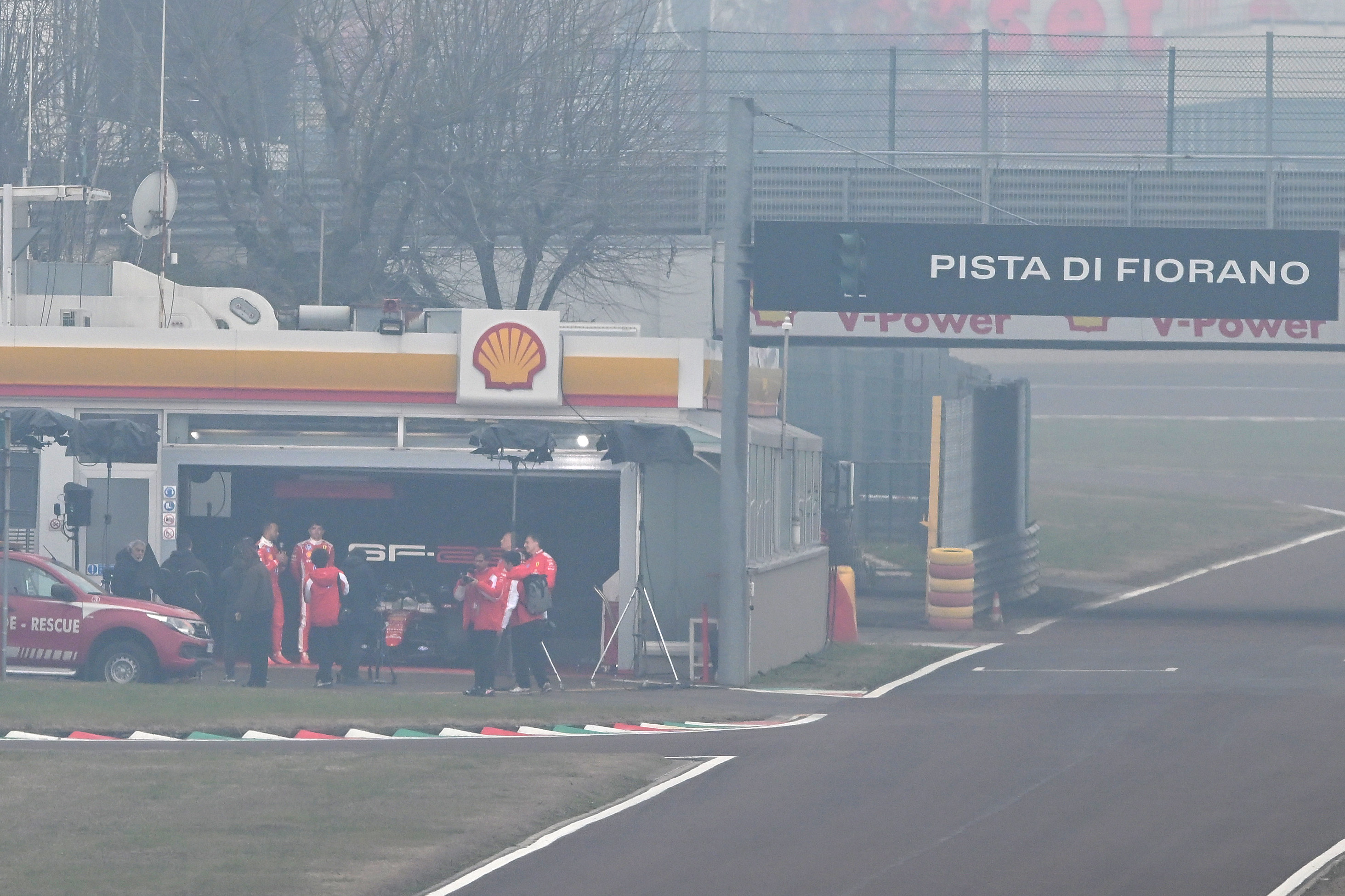 Attesa finita per Hamilton e Leclerc - Ferrari svela la SF-26 tra enormi pressioni