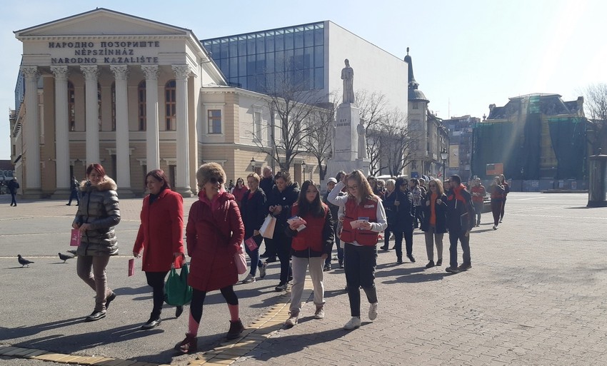 Članica Udruženja "Jedna uz drugu" i Subotičani u "Šetnji za zdravlje"