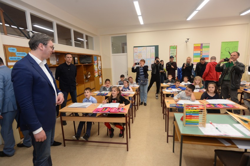 Poseta obnovljenoj školi