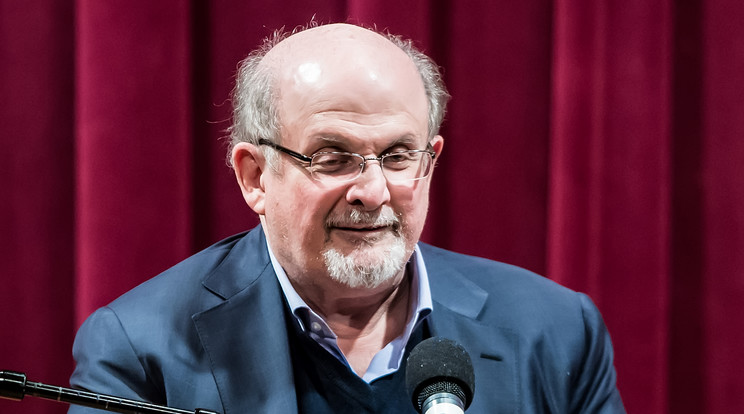 Salman Rushdie-t a színpadon akarták megölni / Fotó: Getty Images