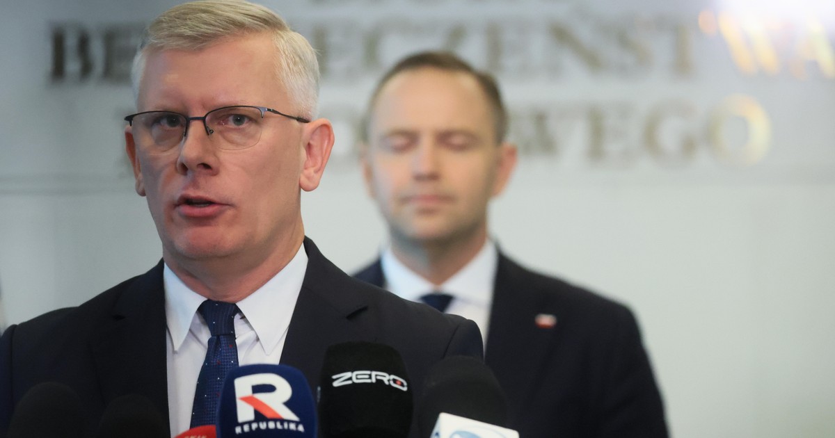 Gdy wydawało się, iż rosyjska prowokacja otrzeźwiła polityków, na scenę wkroczył Cenckiewicz [OPINIA]