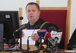 Skatowali dziecko i wrzucili ciało do stawu. Sąd: To nie było morderstwo