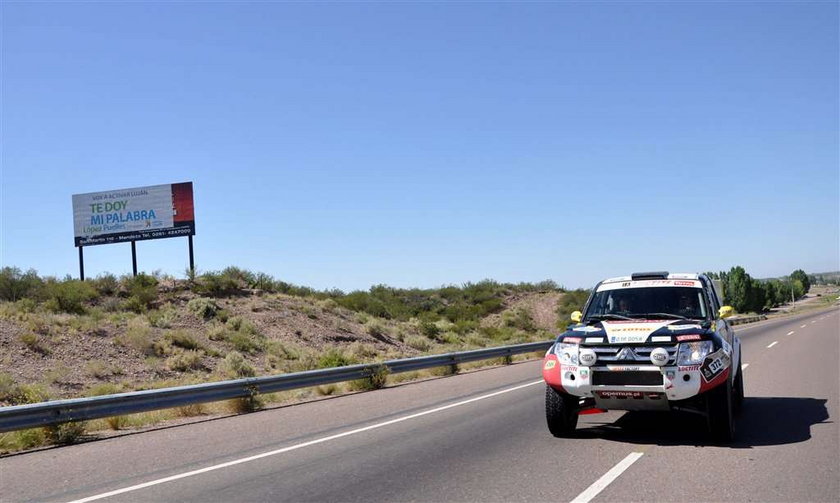 Adam Małysz pokonał aż 30 kilometrów etapu w Rajdzie Dakar 2012 jadąc z przebitą oponą