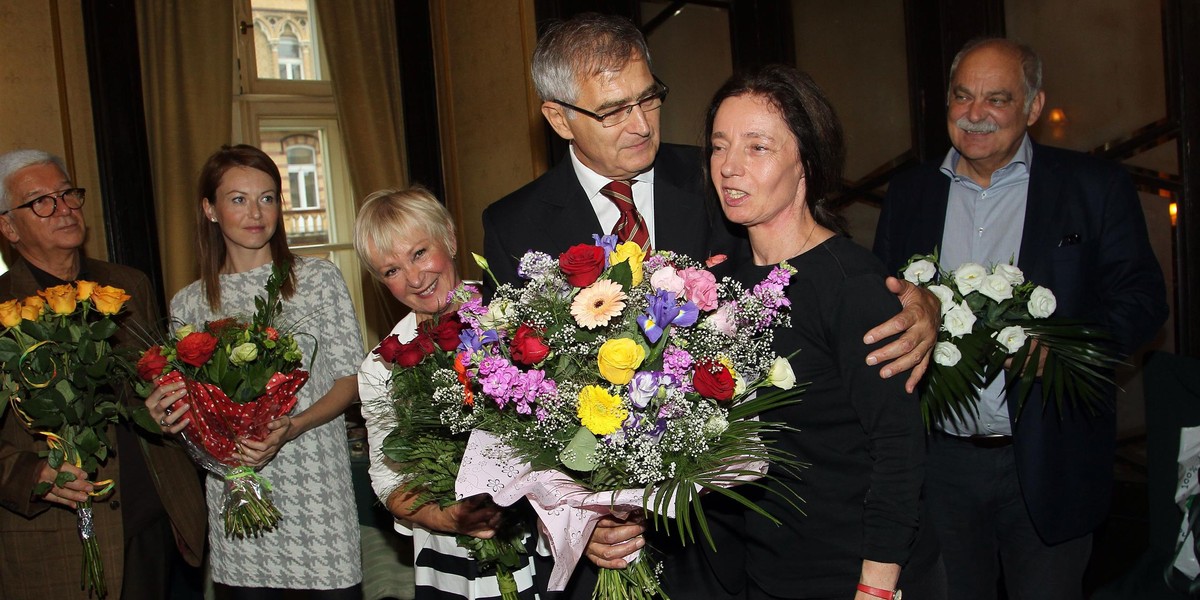 Aktorka Barbara Sienkiewicz nie żyje. Znajomi zszokowani. "Nic tego nie zapowiadało". Zdjęcie archiwalne z urodzin Olgierda Łukaszewicza. 